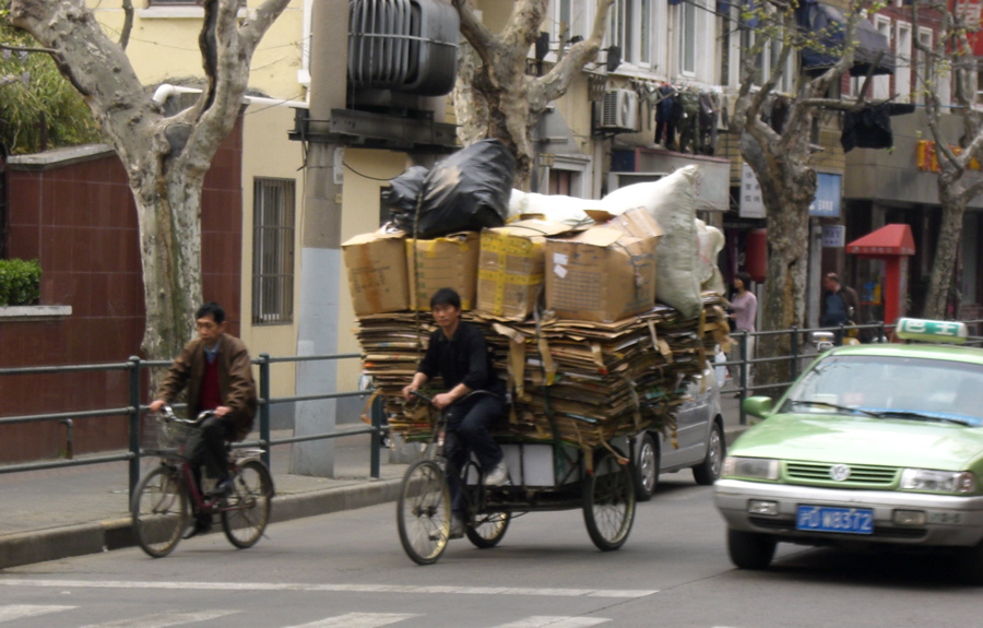 Shanghai: Bicyclist